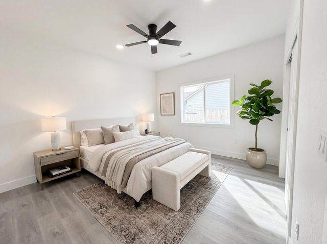 465 Arnos Street, Talent, OR 97540