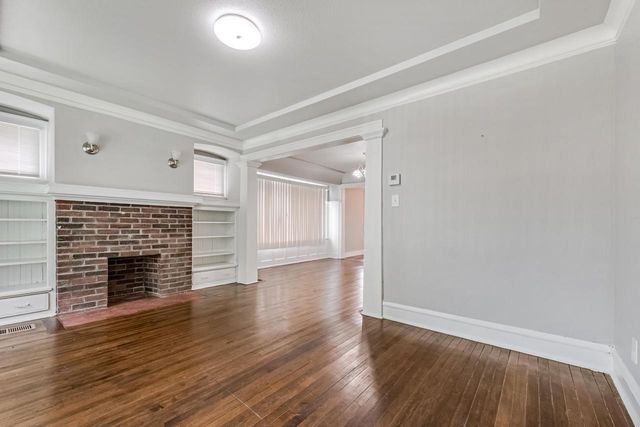 3713 N 15th STREET, Milwaukee, WI 53206