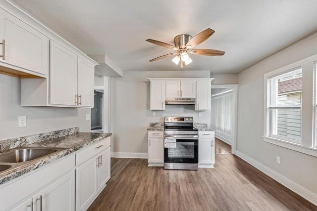 3713 N 15th STREET, Milwaukee, WI 53206