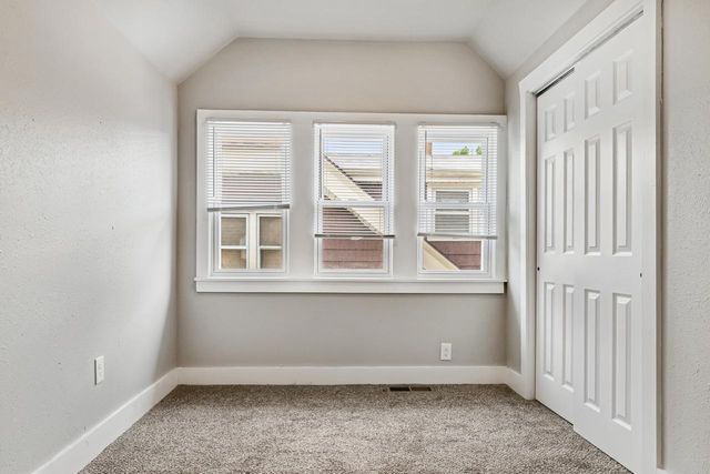 3713 N 15th STREET, Milwaukee, WI 53206