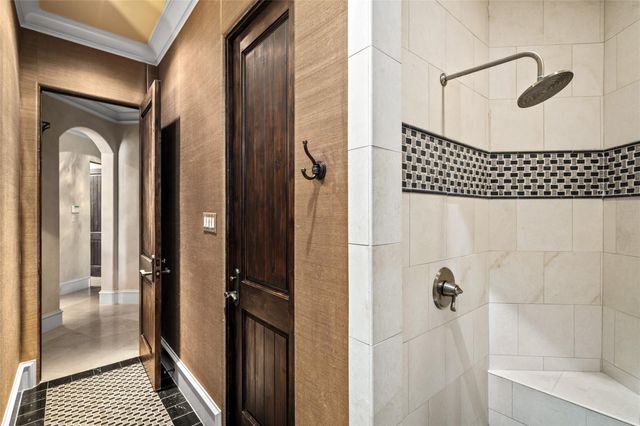 3511 Avignon Court, Houston, TX 77082