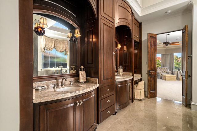 3511 Avignon Court, Houston, TX 77082