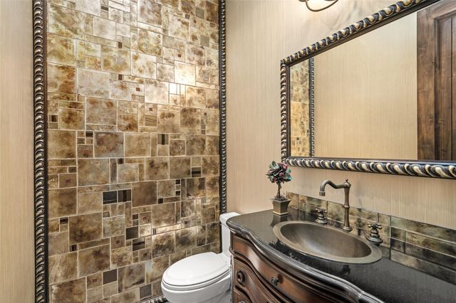 3511 Avignon Court, Houston, TX 77082