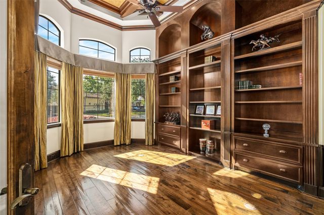 3511 Avignon Court, Houston, TX 77082