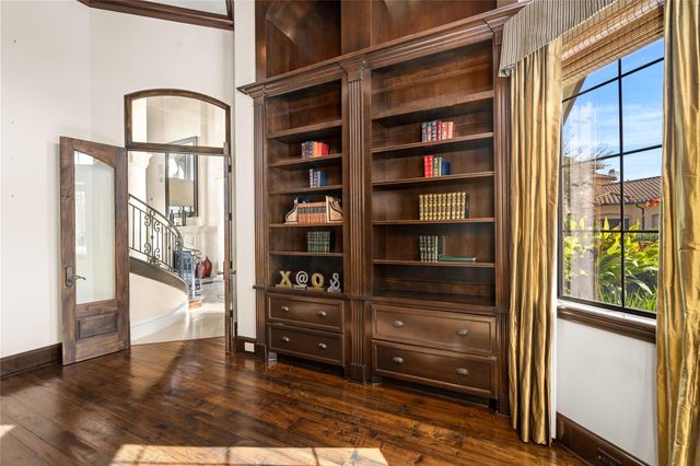 3511 Avignon Court, Houston, TX 77082