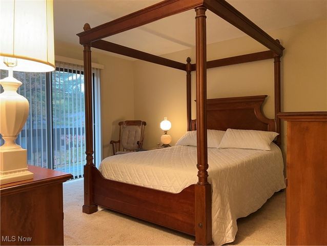 940 Trimble Place, Sagamore Hills, OH 44067