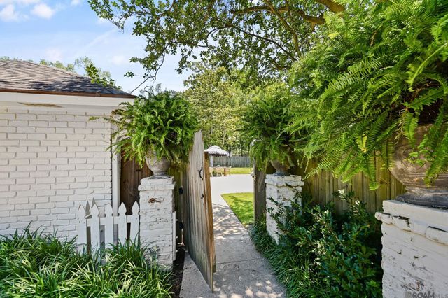 152 Kenilworth Pkwy, Baton Rouge, LA 70808