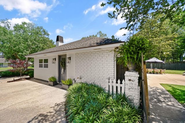 152 Kenilworth Pkwy, Baton Rouge, LA 70808