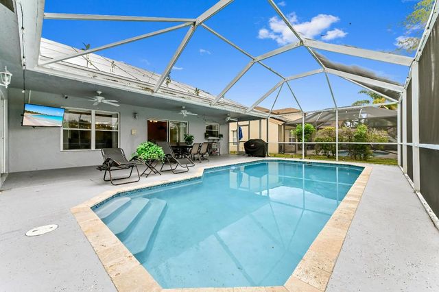 6296 Terra Rosa Circle, Boynton Beach, FL 33472