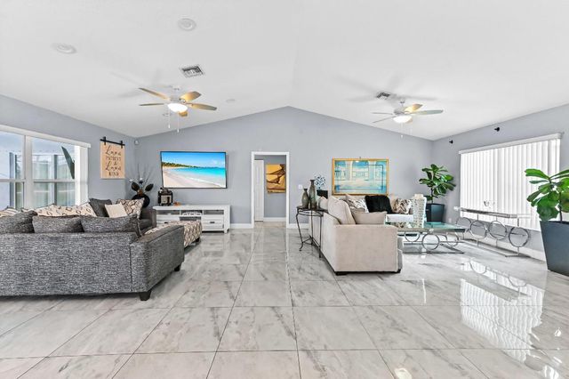 6296 Terra Rosa Circle, Boynton Beach, FL 33472