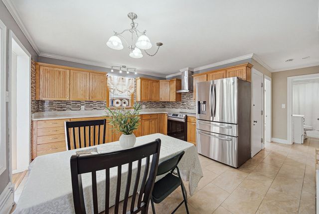 120 Leroy Ave, Lawrence, MA 01841
