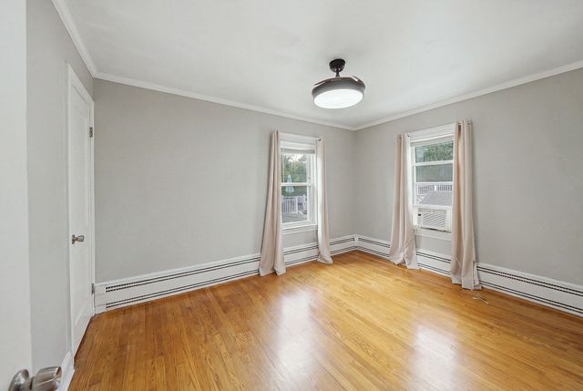 120 Leroy Ave, Lawrence, MA 01841