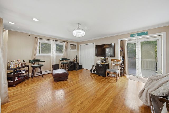 120 Leroy Ave, Lawrence, MA 01841
