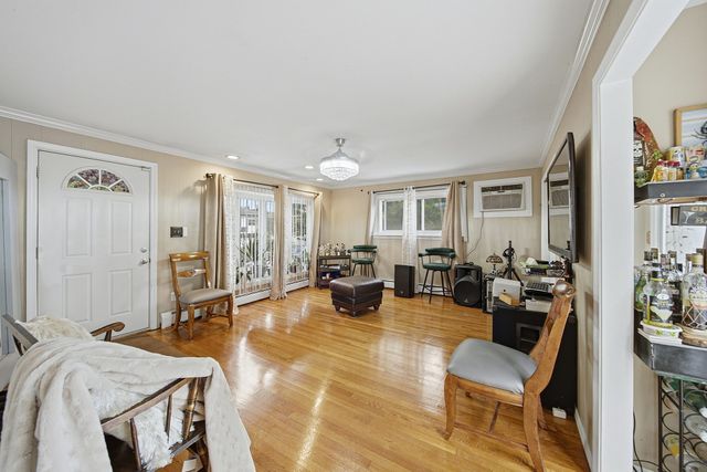 120 Leroy Ave, Lawrence, MA 01841