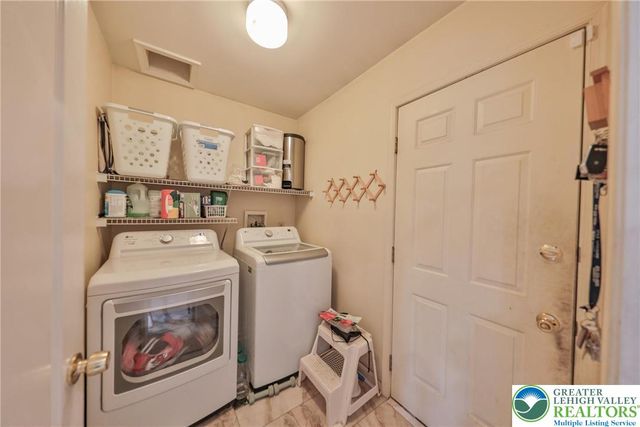 1222 Sycamore, Forks Twp, PA 18040
