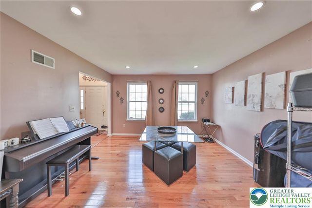 1222 Sycamore, Forks Twp, PA 18040