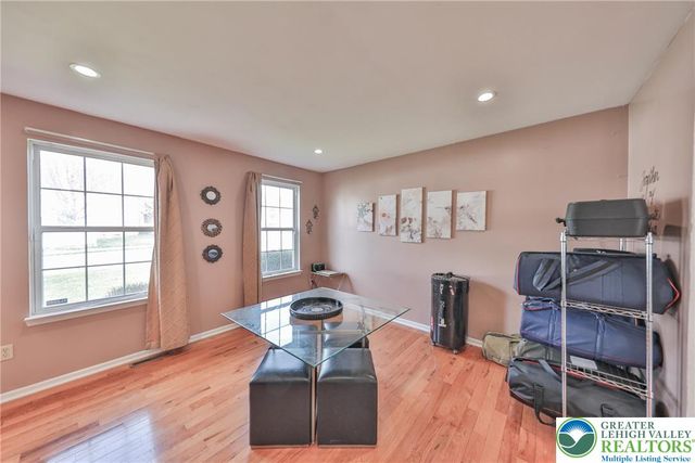 1222 Sycamore, Forks Twp, PA 18040