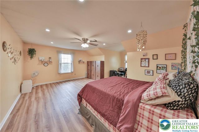 1222 Sycamore, Forks Twp, PA 18040