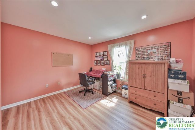 1222 Sycamore, Forks Twp, PA 18040