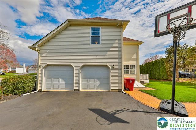 1222 Sycamore, Forks Twp, PA 18040