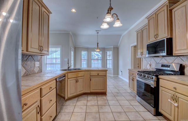 226 Country Club Parkway, Maumelle, AR 72113