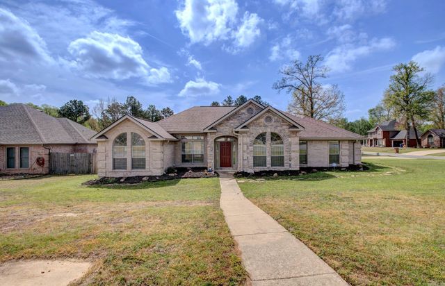 226 Country Club Parkway, Maumelle, AR 72113