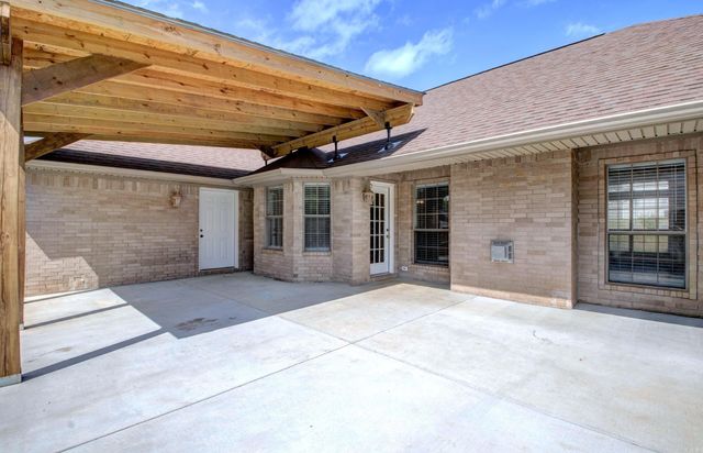 226 Country Club Parkway, Maumelle, AR 72113