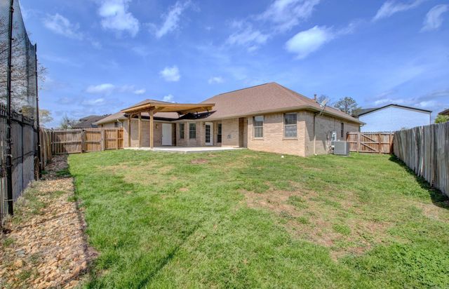 226 Country Club Parkway, Maumelle, AR 72113