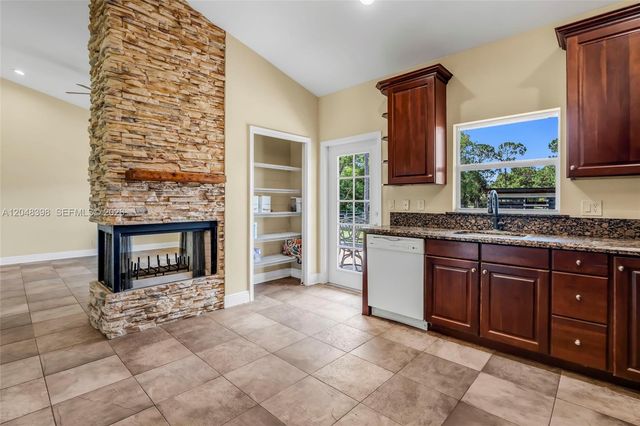 11448 N 59th Street N, West Palm Beach, FL 33411