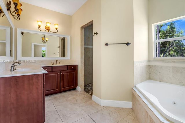 11448 N 59th Street N, West Palm Beach, FL 33411