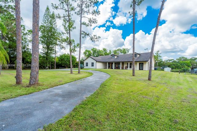 11448 N 59th Street N, West Palm Beach, FL 33411