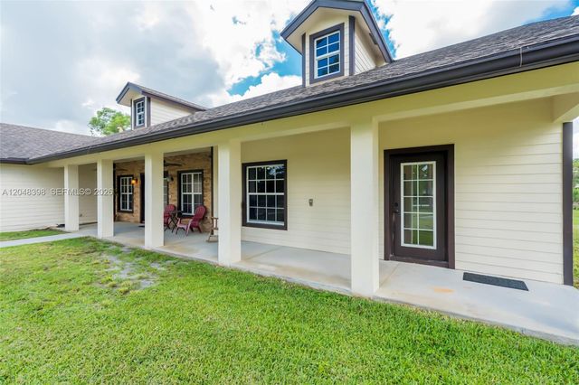11448 N 59th Street N, West Palm Beach, FL 33411