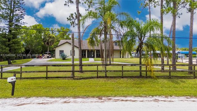 11448 N 59th Street N, West Palm Beach, FL 33411