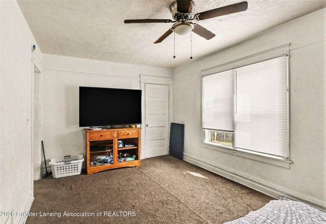 1614 S Washington Avenue, Lansing, MI 48910