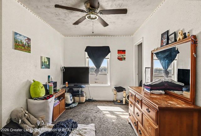 1614 S Washington Avenue, Lansing, MI 48910