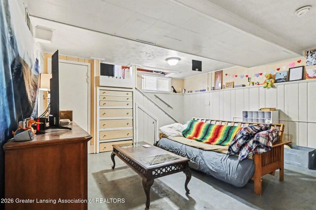 1614 S Washington Avenue, Lansing, MI 48910