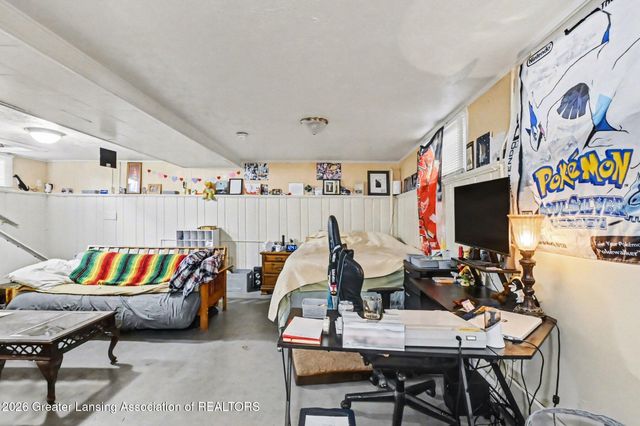 1614 S Washington Avenue, Lansing, MI 48910