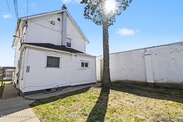 1614 S Washington Avenue, Lansing, MI 48910