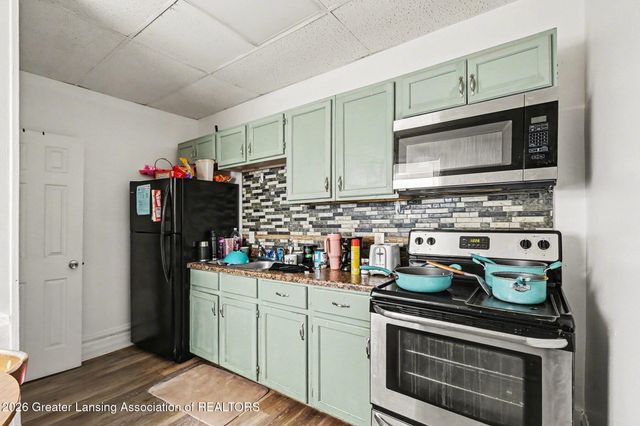 1614 S Washington Avenue, Lansing, MI 48910