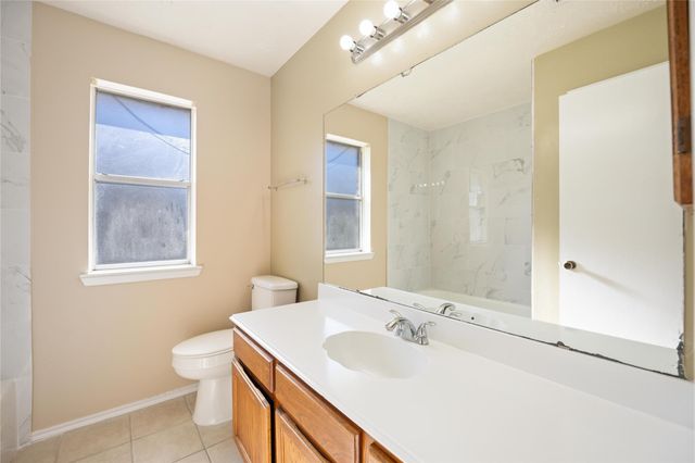 3811 Meadow Place Drive, Houston, TX 77082