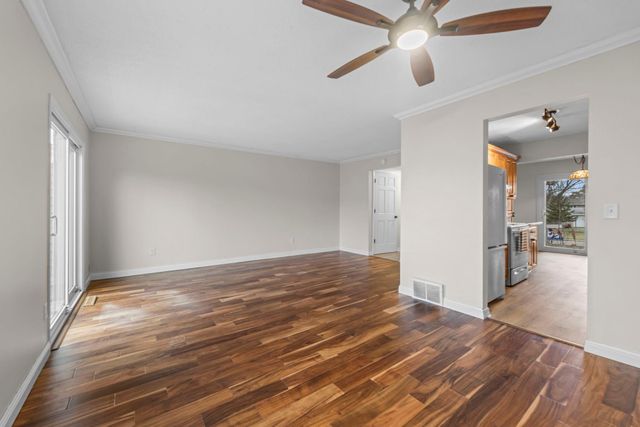 2313 Hampshire Avenue S, Saint Louis Park, MN 55426