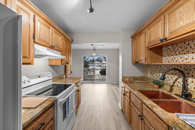 2313 Hampshire Avenue S, Saint Louis Park, MN 55426