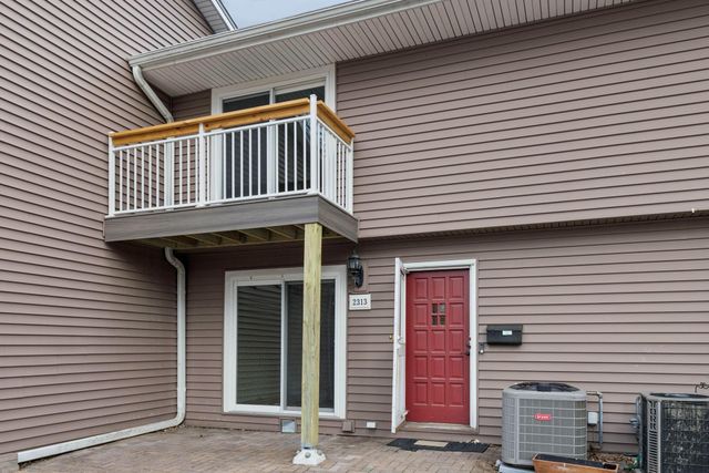 2313 Hampshire Avenue S, Saint Louis Park, MN 55426