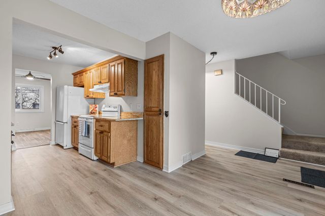 2313 Hampshire Avenue S, Saint Louis Park, MN 55426