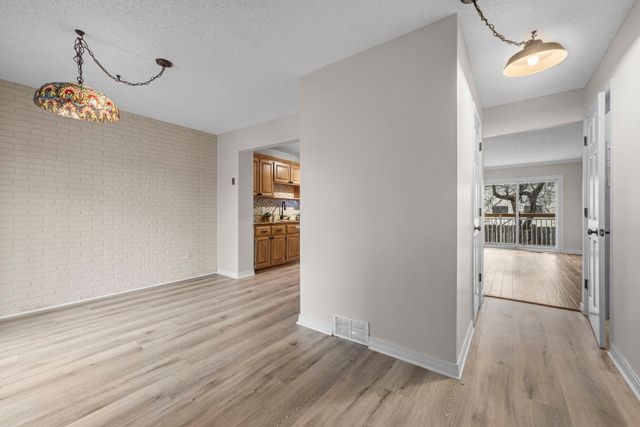 2313 Hampshire Avenue S, Saint Louis Park, MN 55426