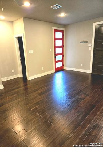 252 Claremont Ave Unit 102, San Antonio, TX 78209
