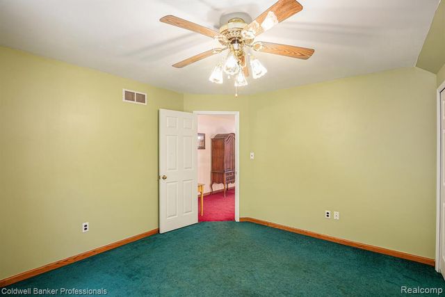 5511 Blood Road, Metamora, MI 48455