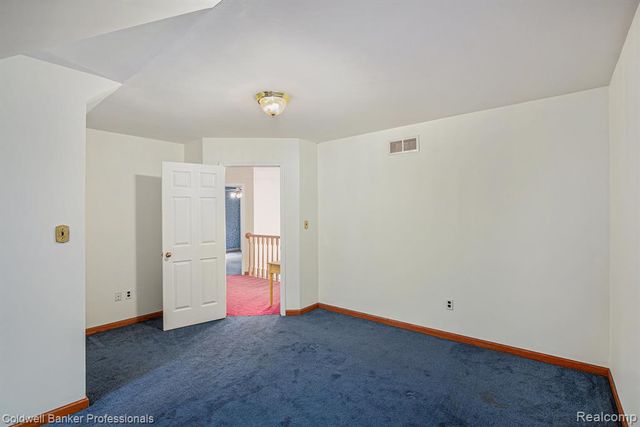 5511 Blood Road, Metamora, MI 48455