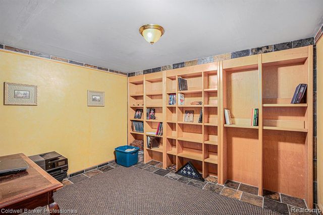 5511 Blood Road, Metamora, MI 48455