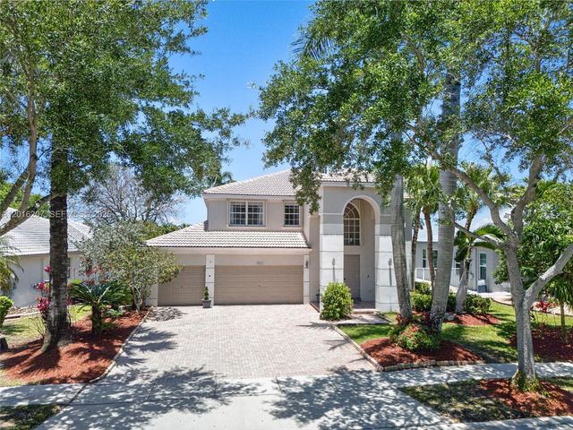 16735 NW 11th Street, Pembroke Pines, FL 33028